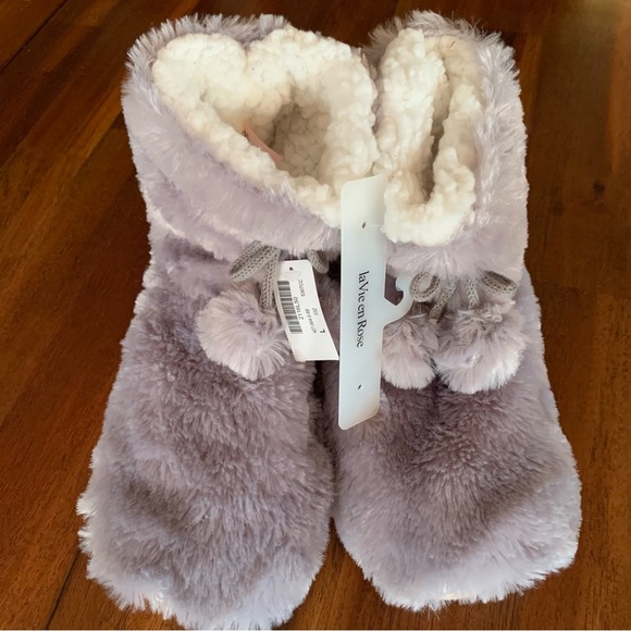 NWT La Vieen Rose Ladies Slippers - Picture 2 of 6